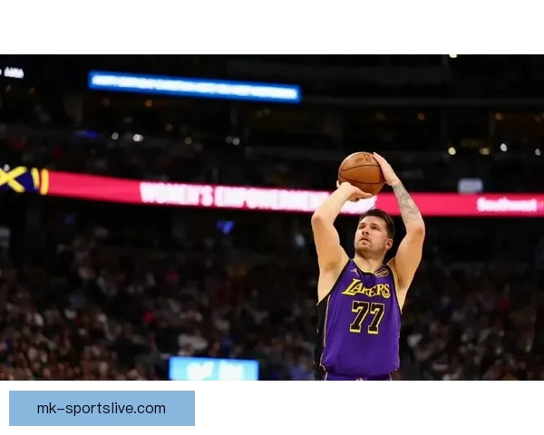 东契奇狂轰41分8篮板吃T再创10项纪录 2K官方为他拉票争夺MVP